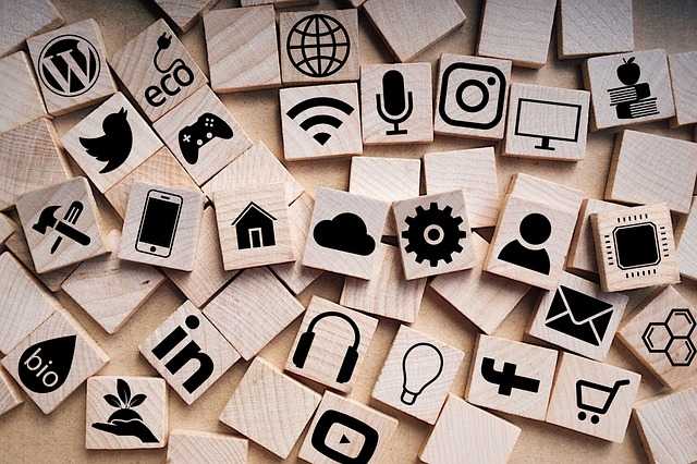 Social media - https://pixabay.com/illustrations/social-media-scrabble-social-5217024/